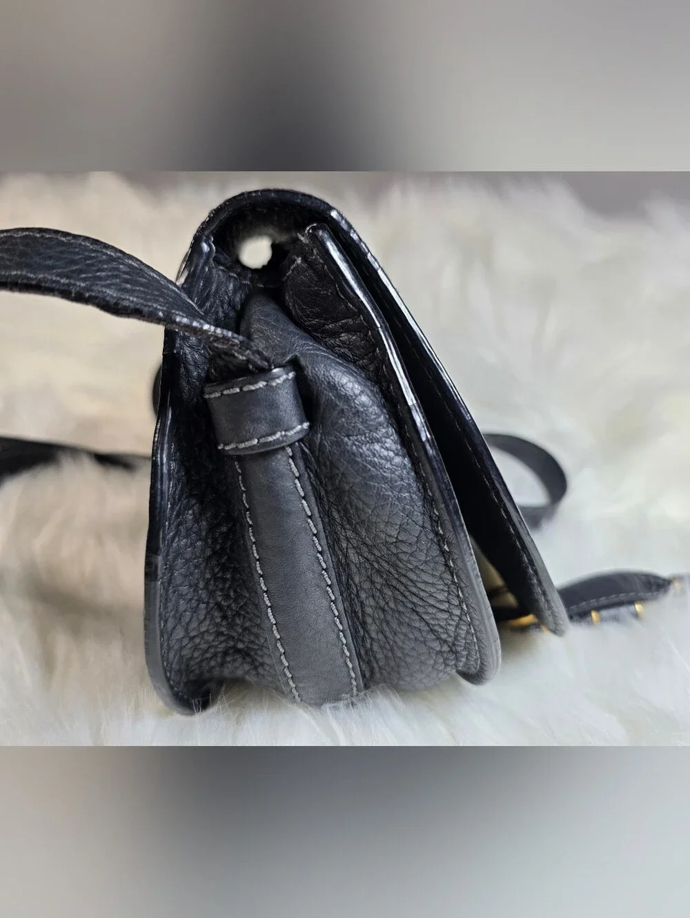 Chloé Marcie Small saddle bag in Black grained leather